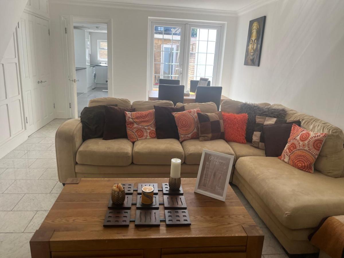 City Reach Retreat Spacious 4Bed House Startford Maryland Great Transport Links London Bagian luar foto