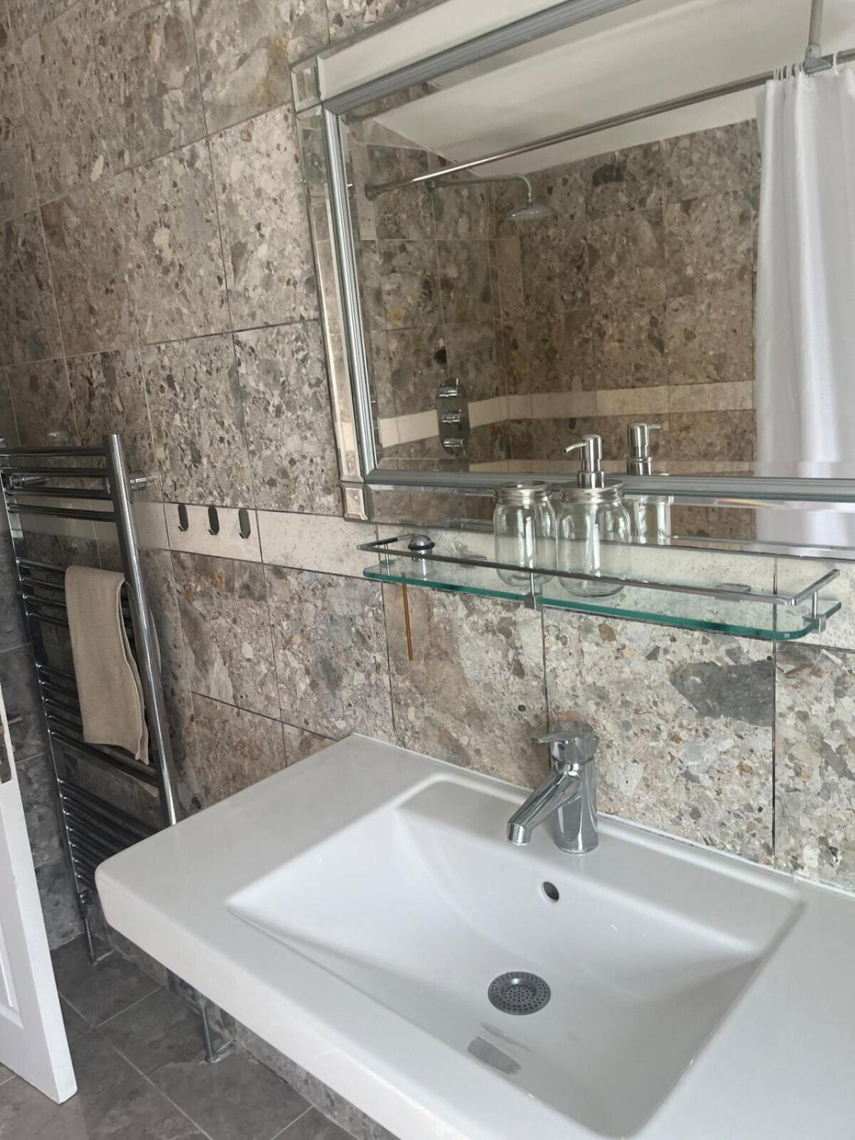 City Reach Retreat Spacious 4Bed House Startford Maryland Great Transport Links London Bagian luar foto