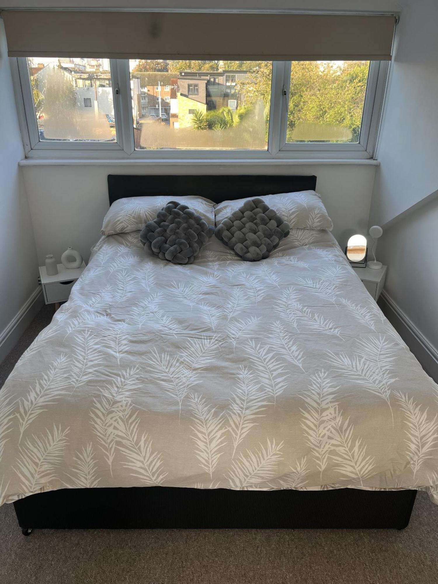 City Reach Retreat Spacious 4Bed House Startford Maryland Great Transport Links London Ruang foto